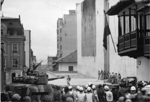 La esquina de la Casa del Florero.